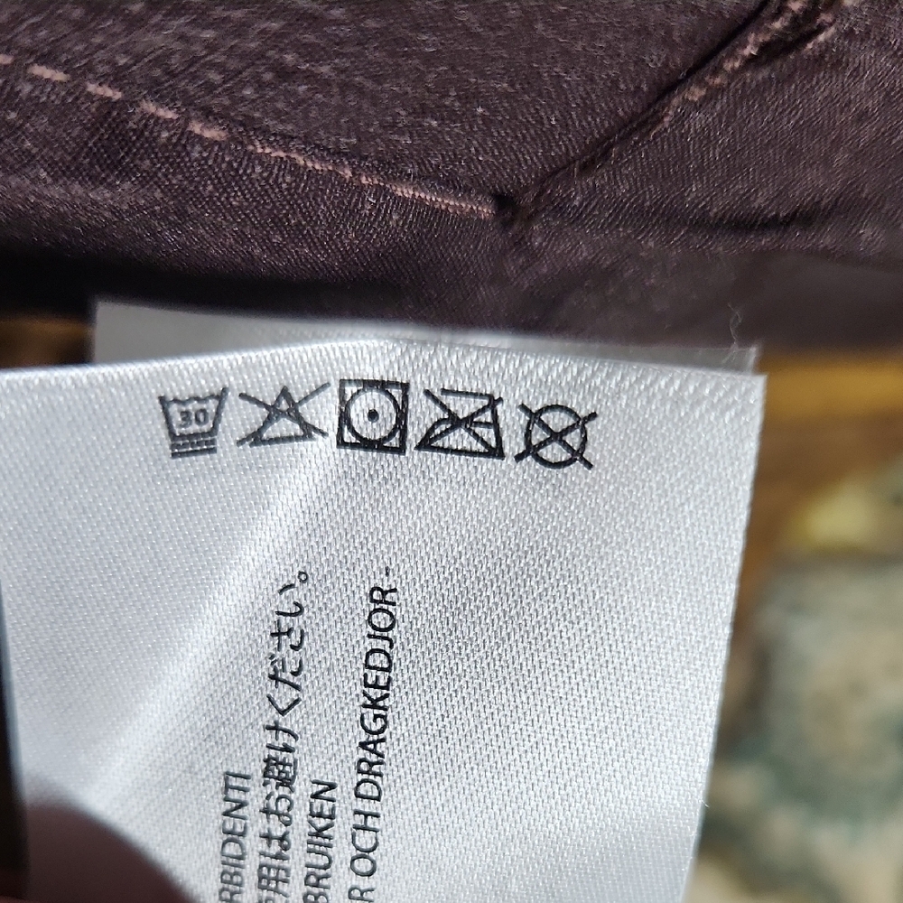 Ariat Women's Brown Quilted Vest - Picture 6 of 9